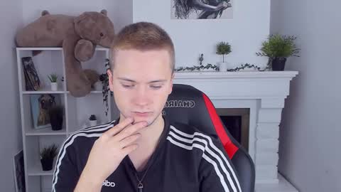 Zack online show from March 12, 2025, 10:05 am