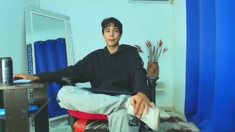 zack online show from February 18, 2025, 8:14 pm