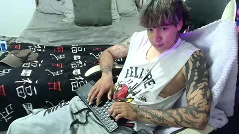 zack online show from April 15, 2026, 7:58 pm