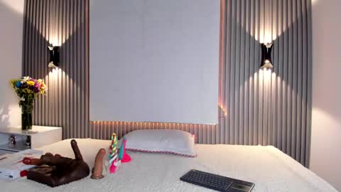 zafira online show from March 10, 2025, 11:53 am