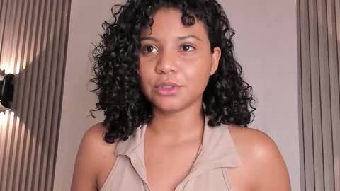 zafira online show from December 5, 2025, 3:41 pm