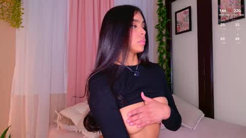   online show from November 19, 2025, 2:00 am