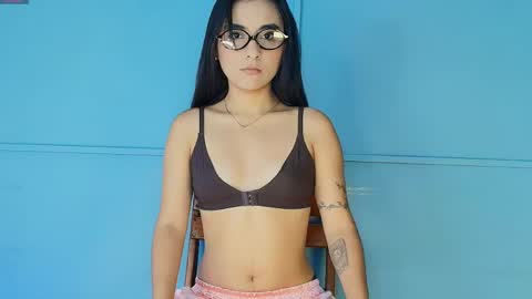 Zafira online show from April 19, 2026, 7:16 pm