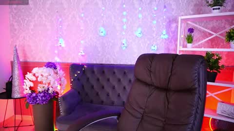 Zafiramoonn online show from January 17, 2026, 2:38 am