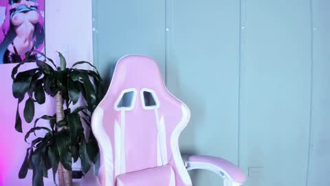 Zafiro Brown online show from September 25, 2025, 11:58 am