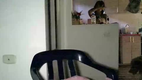 Snapshot of zafiro_rubi chatting on May 27, 2026, 4:37 pm Zafiro online show from May 27, 2026, 4:37 pm