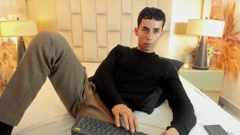 zahir_ashar online show from March 13, 2026, 12:17 am