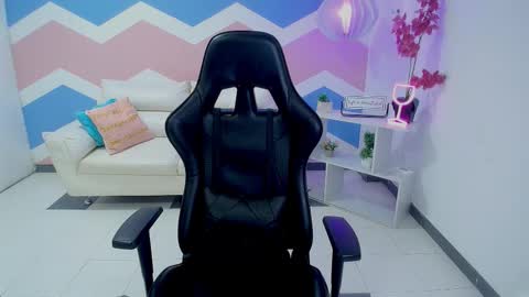 Zahira  online show from February 25, 2026, 5:33 pm