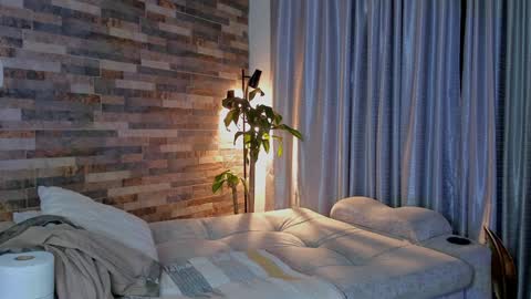 INSTAGRAM yormanfit7 online show from December 10, 2024, 9:23 am