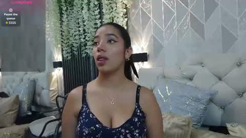 Snapshot of zaira_bonny chatting on August 6, 2026, 6:21 pm Zaira Bonny online show from August 6, 2026, 6:21 pm