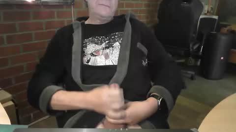 zalinger online show from November 28, 2025, 10:40 am