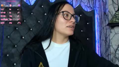   online show from September 8, 2025, 7:02 pm