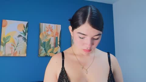 zamira_taylor online show from November 14, 2025, 3:49 am