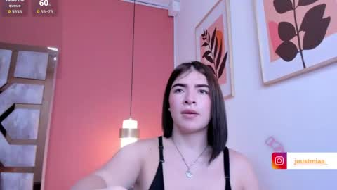 Snapshot of zamira_taylor chatting on May 24, 2026, 4:06 am zamira_taylor online show from May 24, 2026, 4:06 am