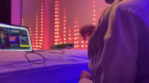 Edii online show from December 20, 2025, 11:50 am