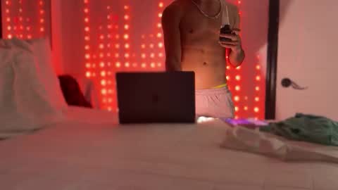 Edii online show from December 21, 2025, 10:28 pm