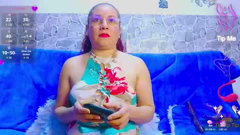 zamy_x online show from November 17, 2025, 3:34 am