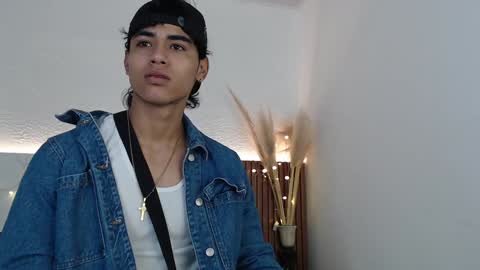 Zander online show from January 4, 2025, 12:38 pm