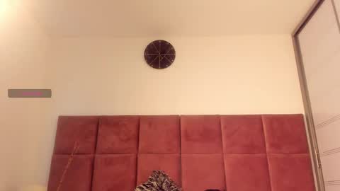 Zane Lux online show from March 2, 2025, 7:02 pm