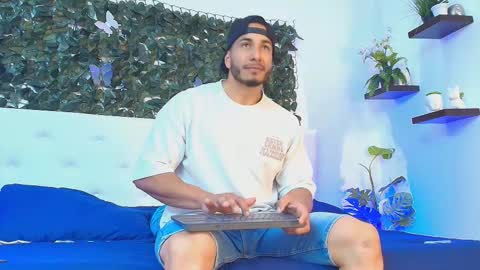 zanemaverick online show from October 11, 2025, 11:42 am