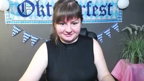 zannadreil online show from October 7, 2025, 6:49 pm