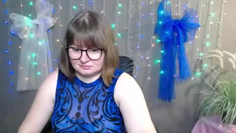 zannadreil online show from November 22, 2025, 7:02 pm