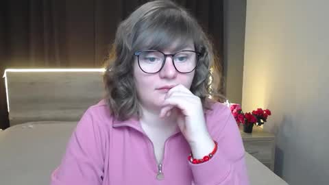 zannadreil online show from January 12, 2026, 6:57 pm