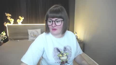 zannadreil online show from April 18, 2026, 11:36 am