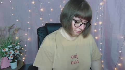 zannadreil online show from April 20, 2026, 6:42 pm