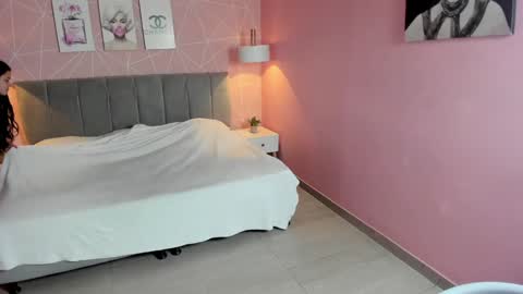 Zara Sweet  online show from January 9, 2025, 12:52 pm