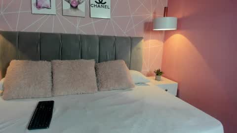 Zara Sweet  online show from January 10, 2025, 4:09 pm