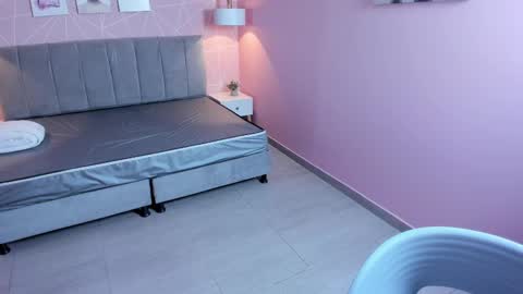 Zara Sweet  online show from February 14, 2025, 12:36 pm