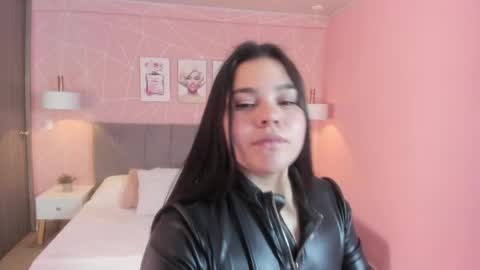 Zara Sweet  online show from April 1, 2026, 3:20 pm