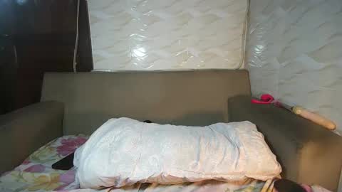 Zara Dane online show from October 12, 2025, 12:37 pm