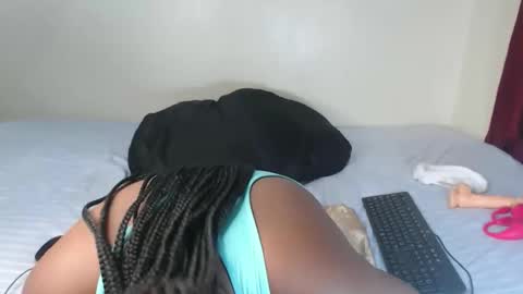 Snapshot of zara_dane chatting on February 25, 2026, 8:18 pm Zara Dane online show from February 25, 2026, 8:18 pm