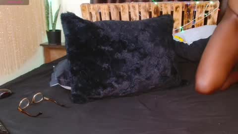 nicky online show from January 22, 2025, 11:45 am