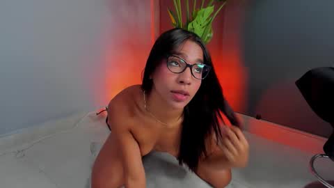 Zara online show from February 24, 2026, 2:48 pm