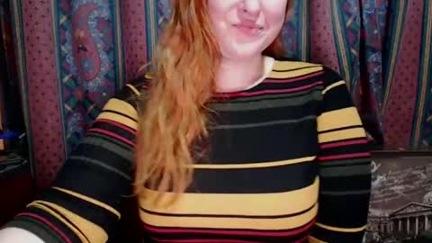 Kate. if im not here im here foxy red333 online show from January 22, 2025, 2:35 pm