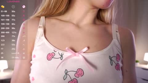 Criss  online show from November 8, 2025, 7:23 pm