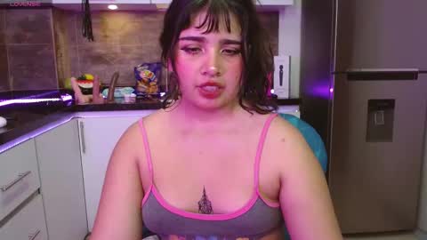 Snapshot of zara_snow chatting on December 22, 2025, 3:42 pm zara online show from December 22, 2025, 3:42 pm