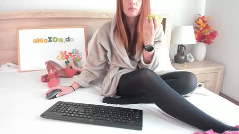 Agnes online show from November 5, 2025, 7:52 am