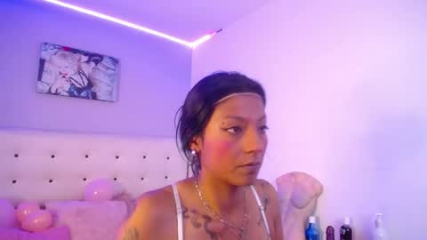 Zarah online show from May 15, 2026, 6:04 pm