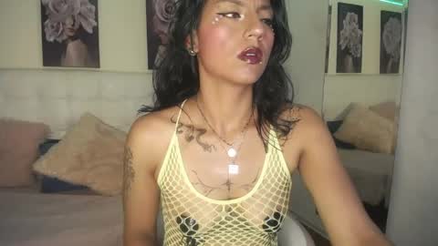 Zarah online show from June 6, 2026, 3:06 pm