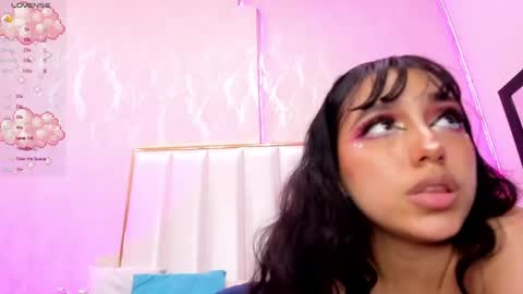     online show from December 7, 2024, 4:25 pm