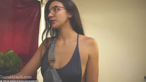 Miss Lynch   Next show  2911 online show from December 11, 2024, 9:01 pm