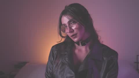 Miss Lynch   Next show  2911 online show from September 14, 2025, 11:48 pm