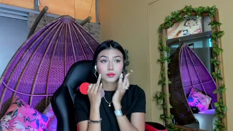 Zara Lim  online show from January 27, 2025, 9:44 pm