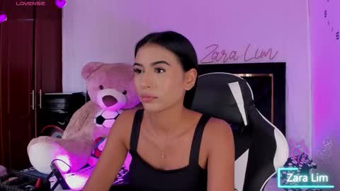 Zara Lim  online show from October 1, 2025, 6:14 pm