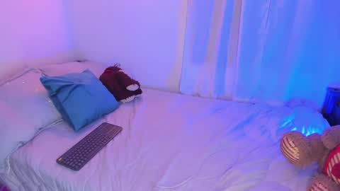   online show from January 24, 2025, 5:53 pm