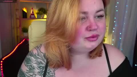 Lola online show from March 4, 2025, 9:11 pm